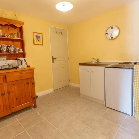 Nyaraló Private With Stunning Views & Shared Pool