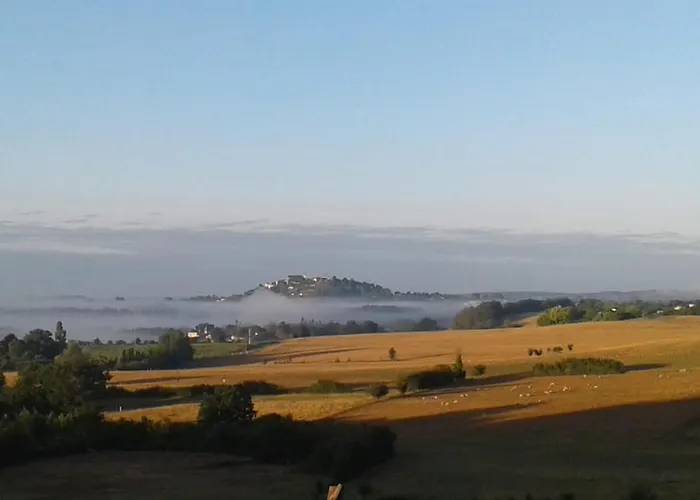 Nyaraló Private With Stunning Views & Shared Pool Laussou